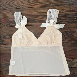 More To Come Ariele Top in Cream Multi